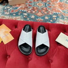 Louis Vuitton Slippers